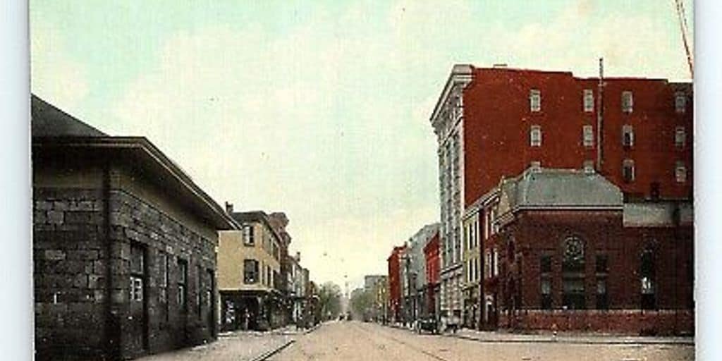 shopping street in Harrisburg